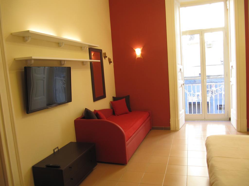 ナポリ Duomo 89 Bed & Breakfast 部屋 写真