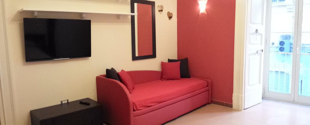 ナポリ Duomo 89 Bed & Breakfast 部屋 写真