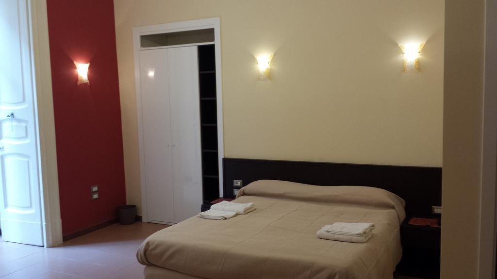 ナポリ Duomo 89 Bed & Breakfast 部屋 写真