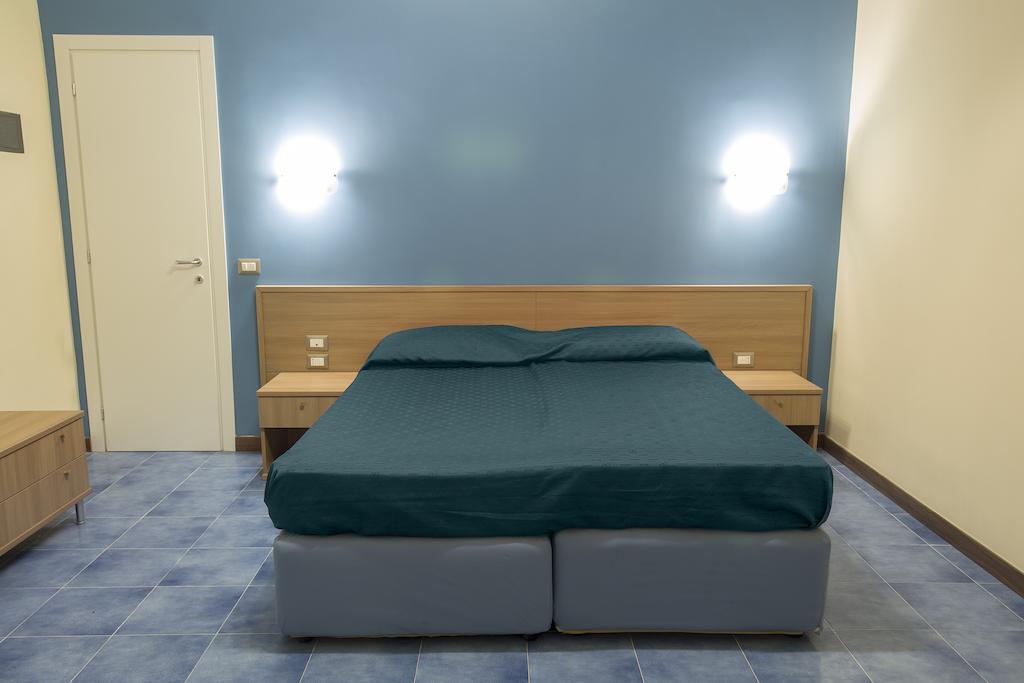 ナポリ Duomo 89 Bed & Breakfast エクステリア 写真