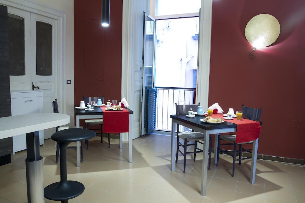 ナポリ Duomo 89 Bed & Breakfast エクステリア 写真